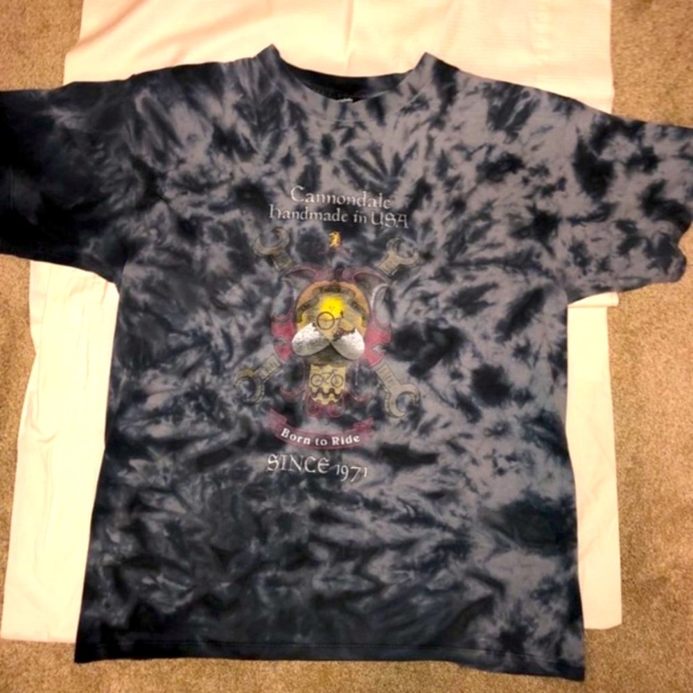Cannondale Tye dye Born to ride T-shirt!